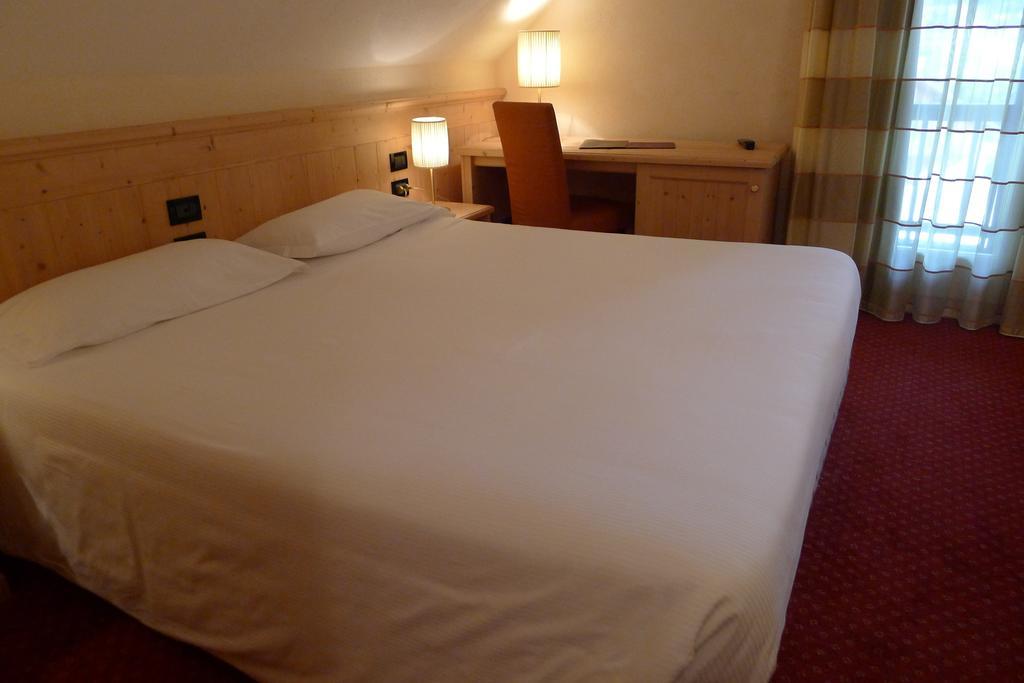 Th Corvara - Greif Hotel الغرفة الصورة